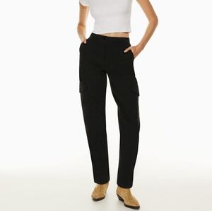 Aritzia Wilfred Free Black Modern Cargo Pants